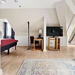 Western Bakeriet Szálloda 4*