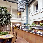 Szálloda Western Bakeriet