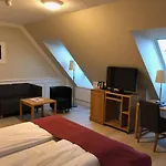 Western Bakeriet 4*