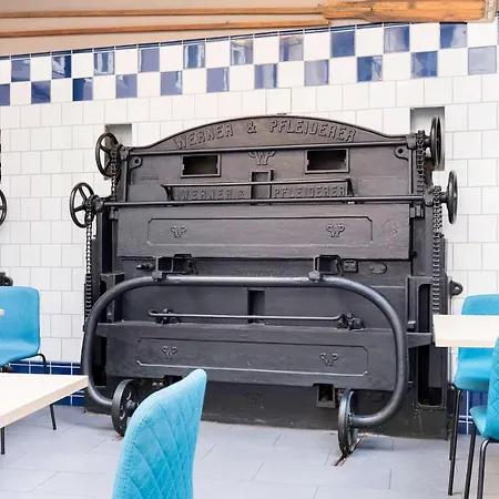 מלון Western Bakeriet 4*