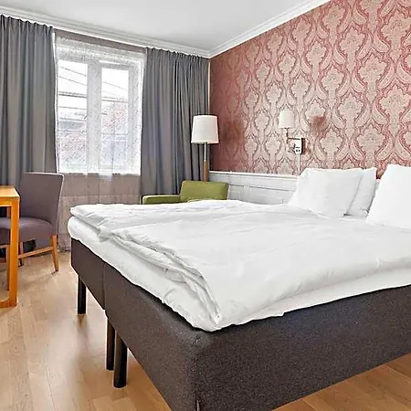 Western Bakeriet 4*