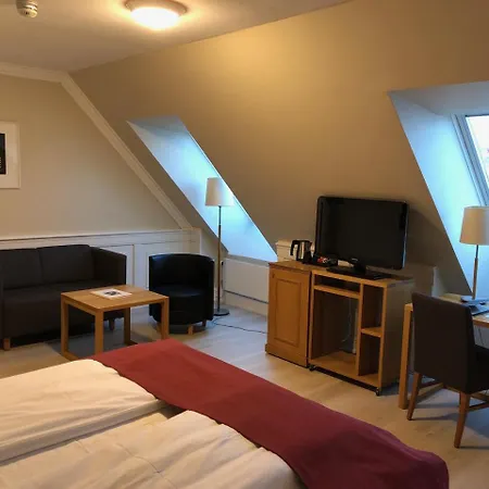 Western Bakeriet 4*